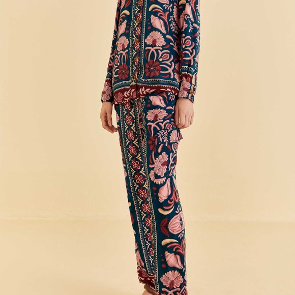 FARM Rio Teal Seashell Tapestry Elastic Waist Cargo Pants Size Small - Picture 2 of 12